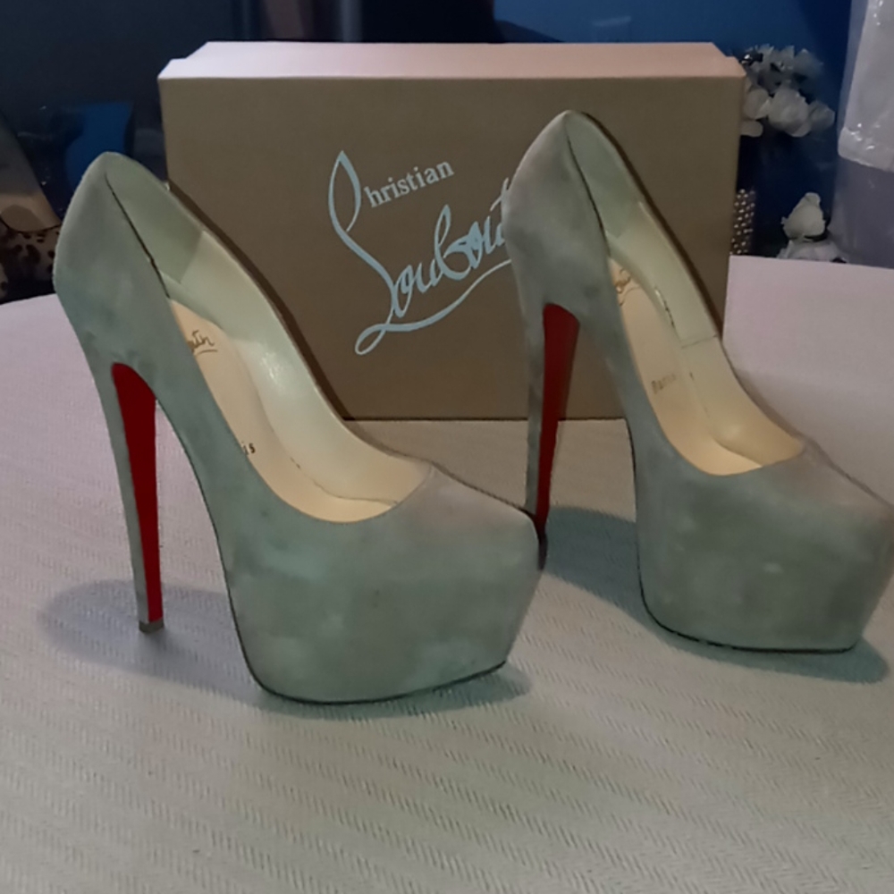 Christian Louiboutin Daffodile